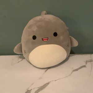 shark squish mellow